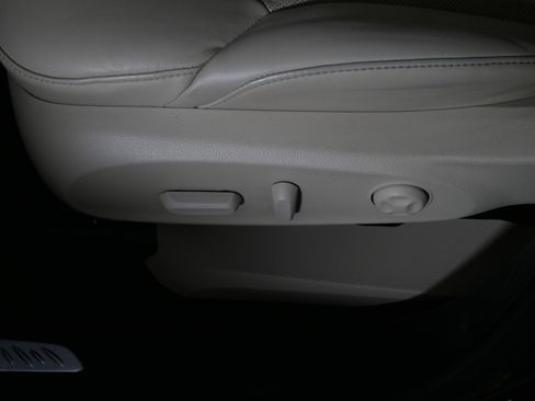 Used 2020 Buick Envision Premium w/ Driver Confidence Package image 20