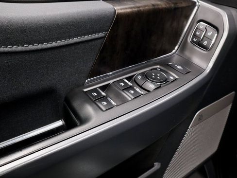 Certified 2024 Ford F250 Lariat w/ Chrome Package image 24