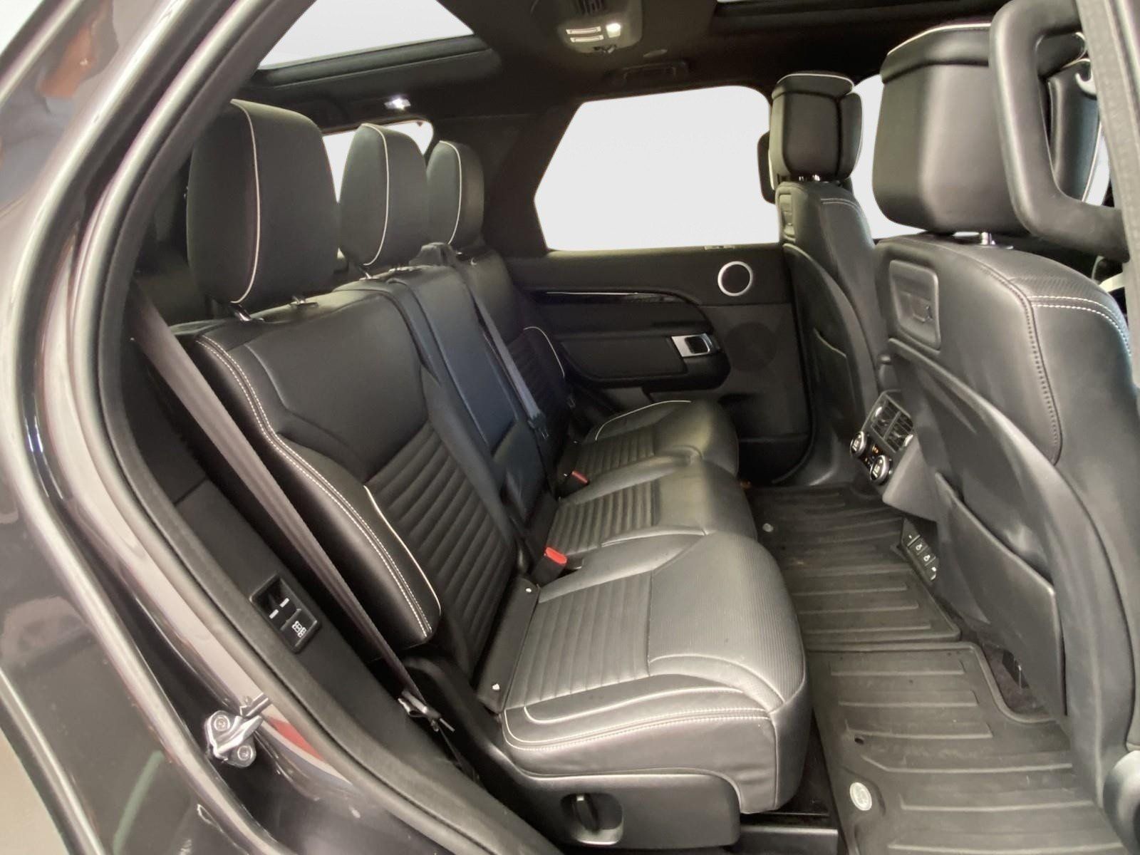 Used 2021 Land Rover Discovery HSE R-Dynamic AWD/4WD image 44