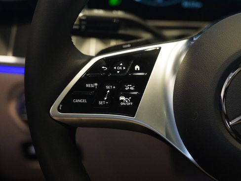 New 2026 Mercedes-Benz C 300 4MATIC Sedan image 19