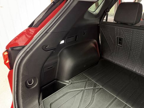 Used 2024 Chevrolet Blazer LT w/ Convenience Package FWD image 18