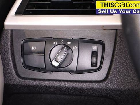 Used 2017 BMW 320i Sedan image 21