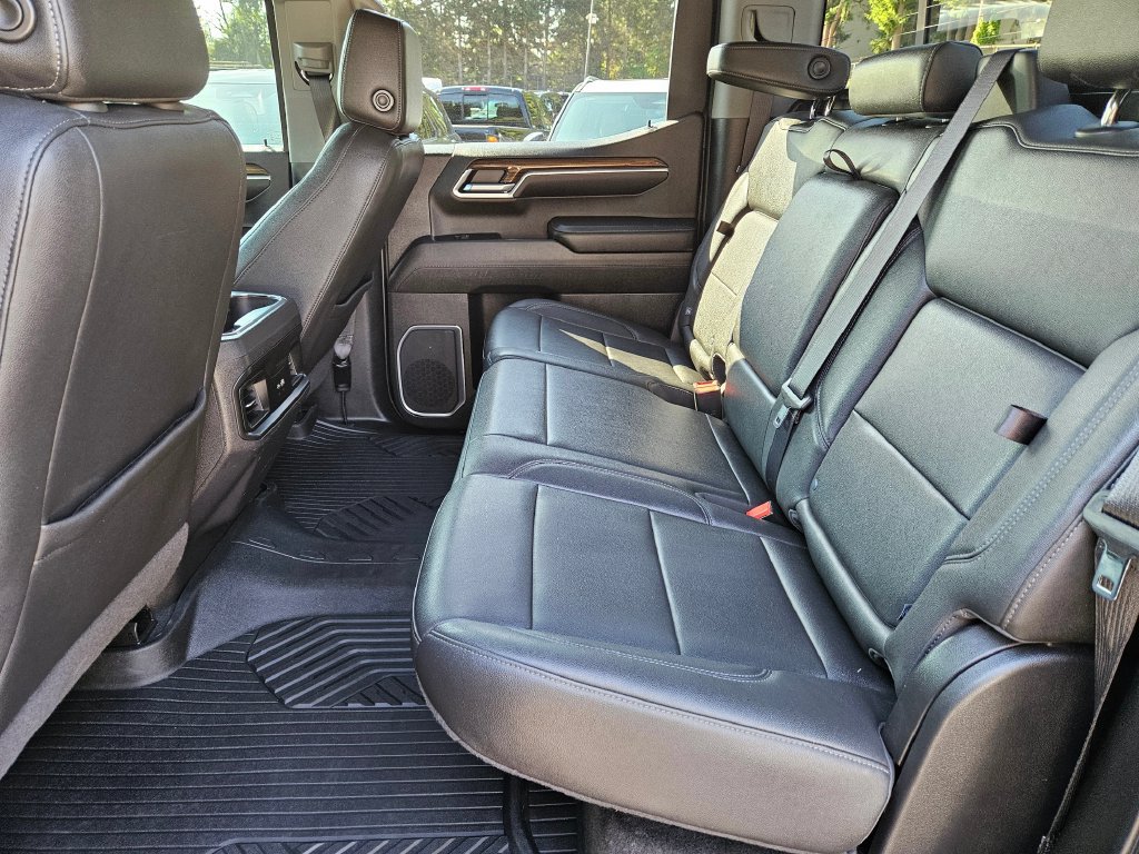 Used 2022 Chevrolet Silverado 1500 LT Trail Boss w/ LT Trail Boss Premium Package AWD/4WD image 14