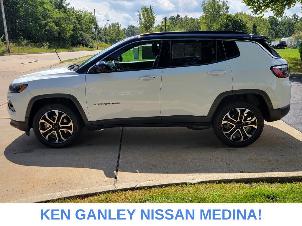Used 2023 Jeep Compass Limited AWD/4WD image 6