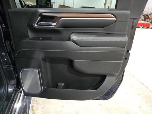 Used 2024 GMC Sierra 2500 Denali w/ Technology Package image 35