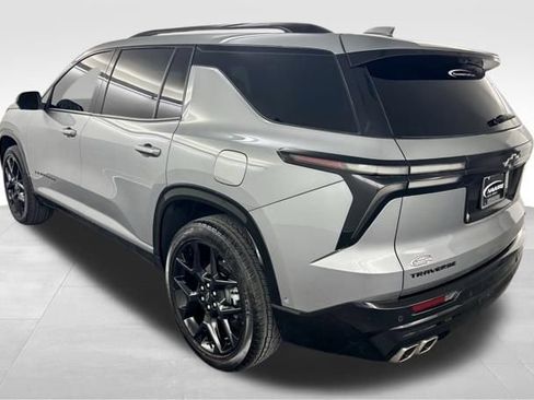 Used 2024 Chevrolet Traverse RS image 6