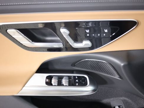 Used 2026 Mercedes-Benz E 350 4MATIC Sedan image 10