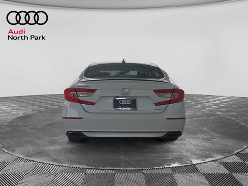 Used 2022 Honda Accord Sport image 4