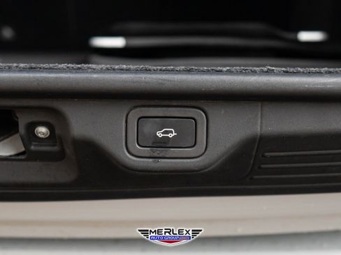 Used 2018 Land Rover Range Rover Long Wheelbase Supercharged image 47