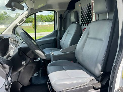 Used 2018 Ford Transit 150 130 Low Roof RWD image 11