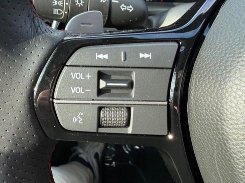 Certified 2025 Acura ADX A-Spec image 20