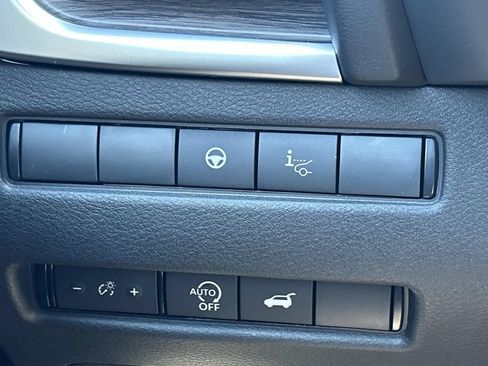 New 2026 Nissan Rogue Platinum w/ Tech Package AWD/4WD image 26