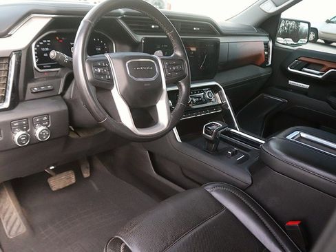 Used 2022 GMC Sierra 1500 Denali w/ Denali Reserve Package image 16