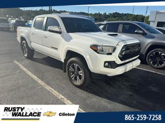 Used 2016 Toyota Tacoma TRD Sport w/ Towing Package AWD/4WD video 1