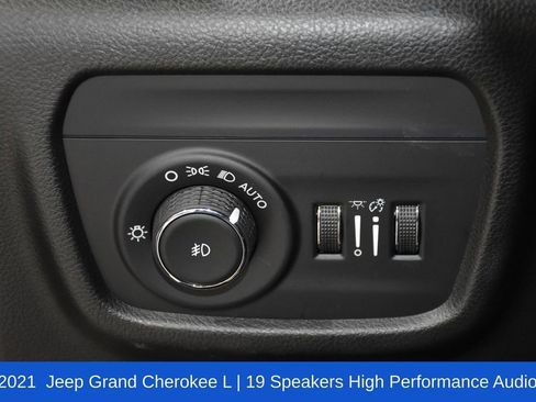 Used 2021 Jeep Grand Cherokee L Overland w/ Advanced Protech Group III image 9
