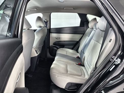 Certified 2025 Hyundai Tucson SEL FWD image 24