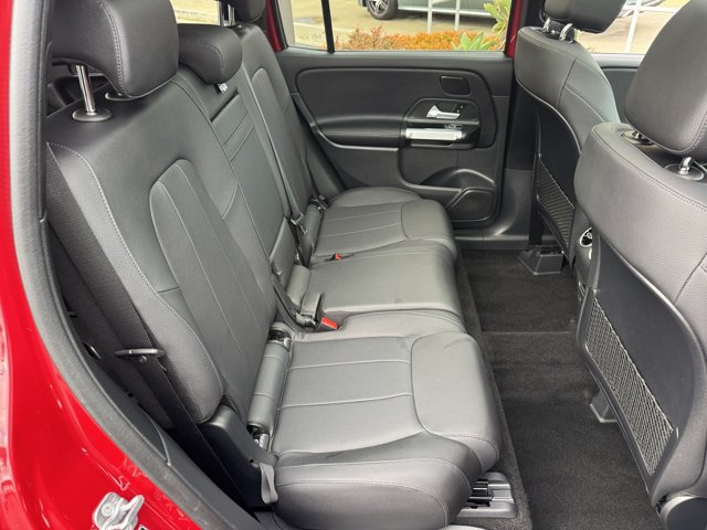Used 2026 Mercedes-Benz GLB 250 image 8