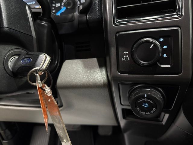 Used 2018 Ford F150 XLT w/ Equipment Group 302A Luxury AWD/4WD image 18