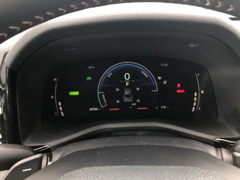 Certified 2025 Toyota Camry SE image 10