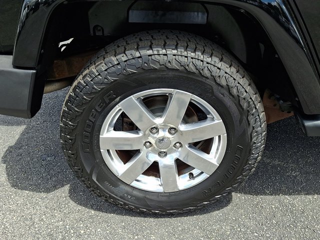 Used 2013 Jeep Wrangler Unlimited Sahara w/ Trailer Tow Group AWD/4WD image 12
