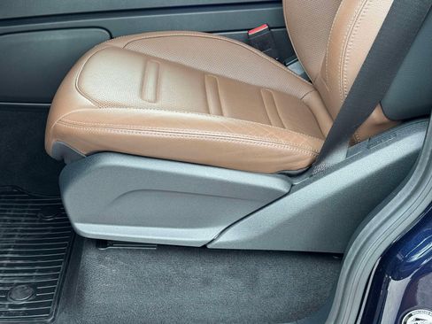 Used 2021 Mercedes-Benz G 550 image 19