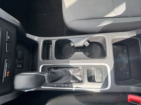 Used 2018 Ford Escape S image 27