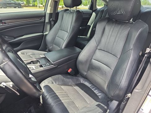 Used 2018 Honda Accord EX-L image 13
