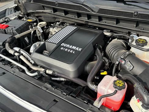 Used 2024 Cadillac Escalade ESV Sport Platinum w/ Heavy-Duty Trailer Package image 40