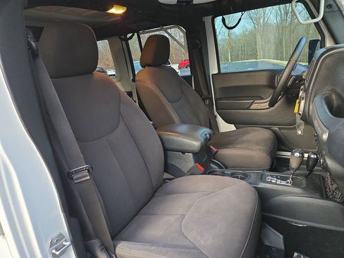 Used 2017 Jeep Wrangler Willys Wheeler image 19