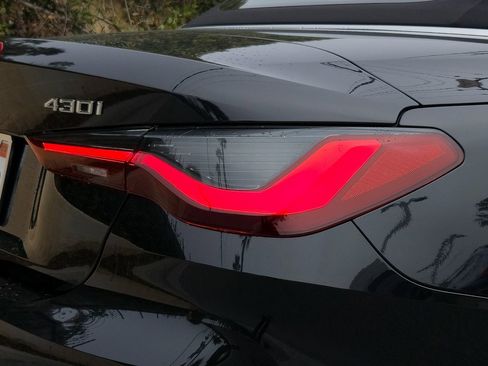 Used 2025 BMW 430i Convertible w/ Convenience Package image 7