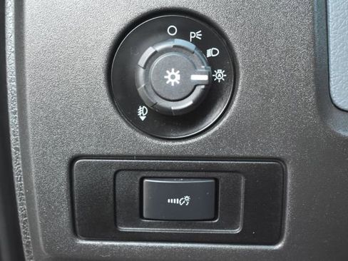 Used 2013 Ford F150 XLT w/ Luxury Equipment Group image 16