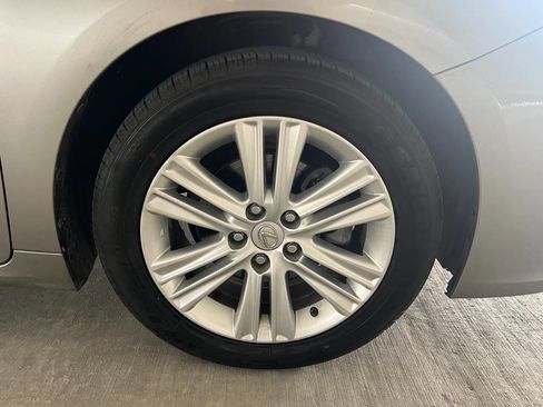 Used 2015 Lexus ES 350 w/ Premium Package FWD image 25
