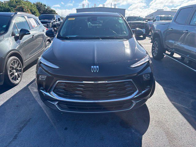 Used 2025 Buick Encore GX Preferred FWD image 2