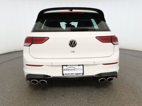 Used 2022 Volkswagen Golf R image 5