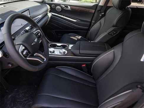 New 2025 Genesis GV80 2.5T Prestige image 11