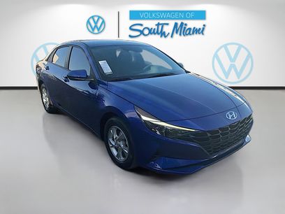 Used 2023 Hyundai Elantra SE w/ Cargo Package