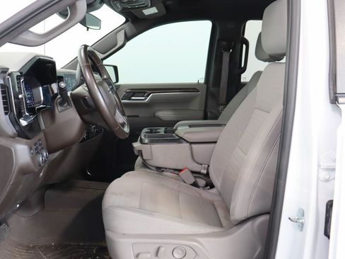 Used 2023 Chevrolet Silverado 1500 RST w/ Z71 Off-Road Package AWD/4WD image 8
