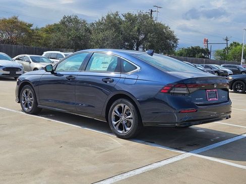 Used 2025 Honda Accord EX-L image 9