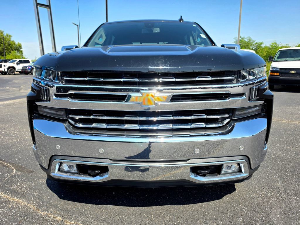 Used 2019 Chevrolet Silverado 1500 LTZ AWD/4WD image 13