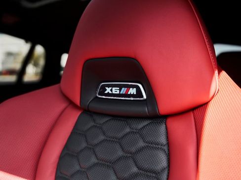 Used 2026 BMW X6 M Competition w/ Executive Package image 48