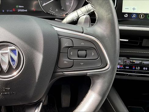 Used 2023 Buick Envision Avenir FWD image 21