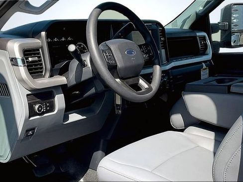 Used 2024 Ford F450 XL w/ XL Chrome Package RWD image 6