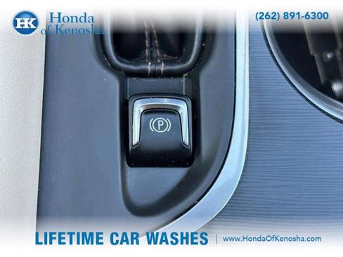 Used 2018 Buick Envision Essence image 27