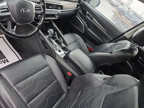 Certified 2021 Kia Telluride SX w/ SX Prestige Package AWD/4WD image 9