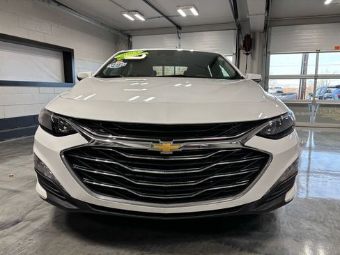 Used 2023 Chevrolet Malibu LT image 4
