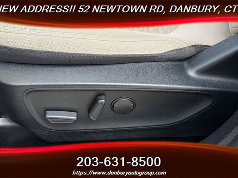Used 2020 Ford Escape SE AWD/4WD image 13