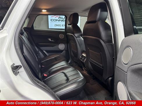 Used 2018 Land Rover Range Rover Evoque SE AWD/4WD image 8