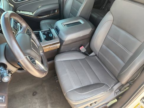 Used 2015 GMC Yukon Denali w/ Open Road Package RWD image 14