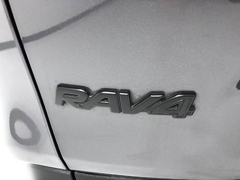 Used 2021 Toyota RAV4 XLE w/ XLE Grade Weather Package image 45