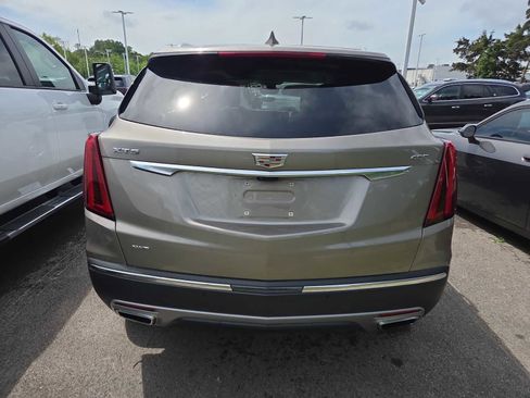 Used 2023 Cadillac XT5 Premium Luxury w/ Technology Package AWD/4WD image 6